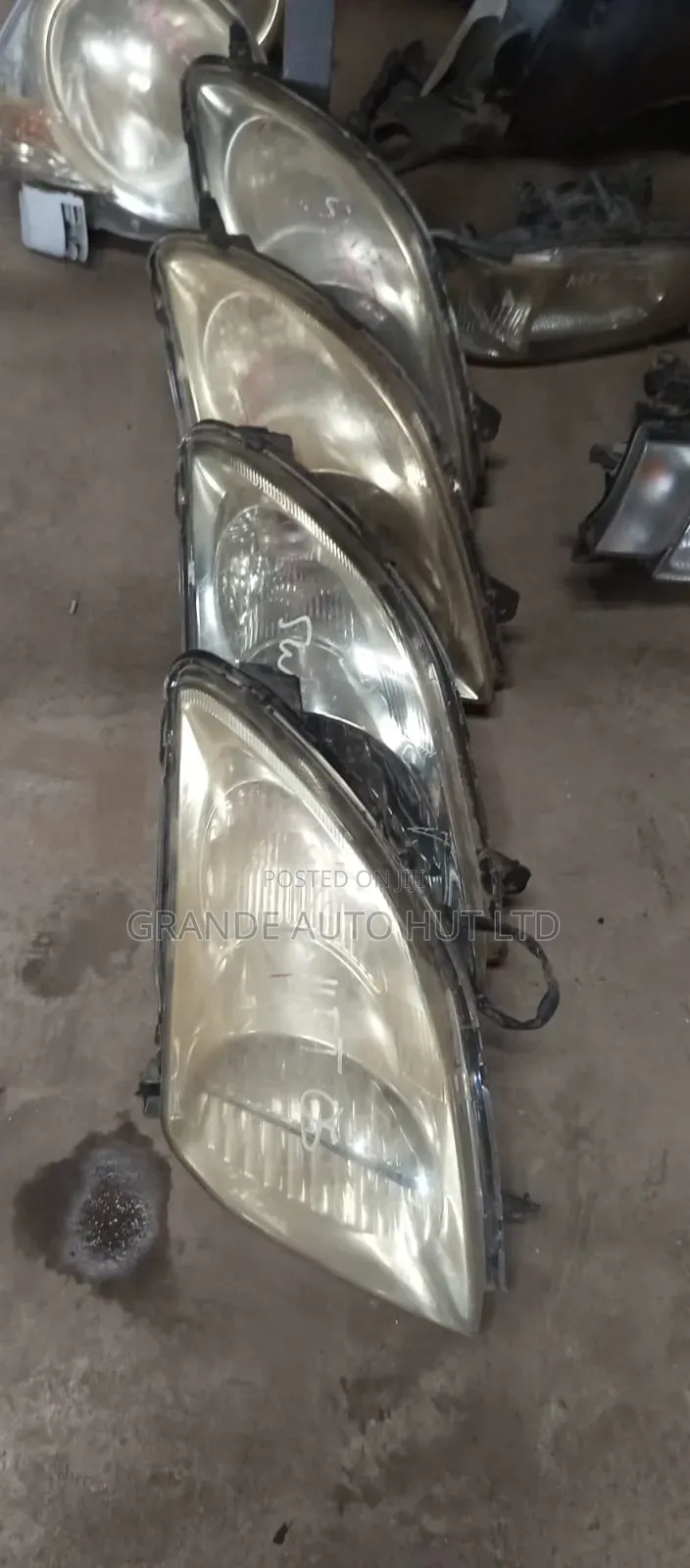 Suzuki Swift Headlights