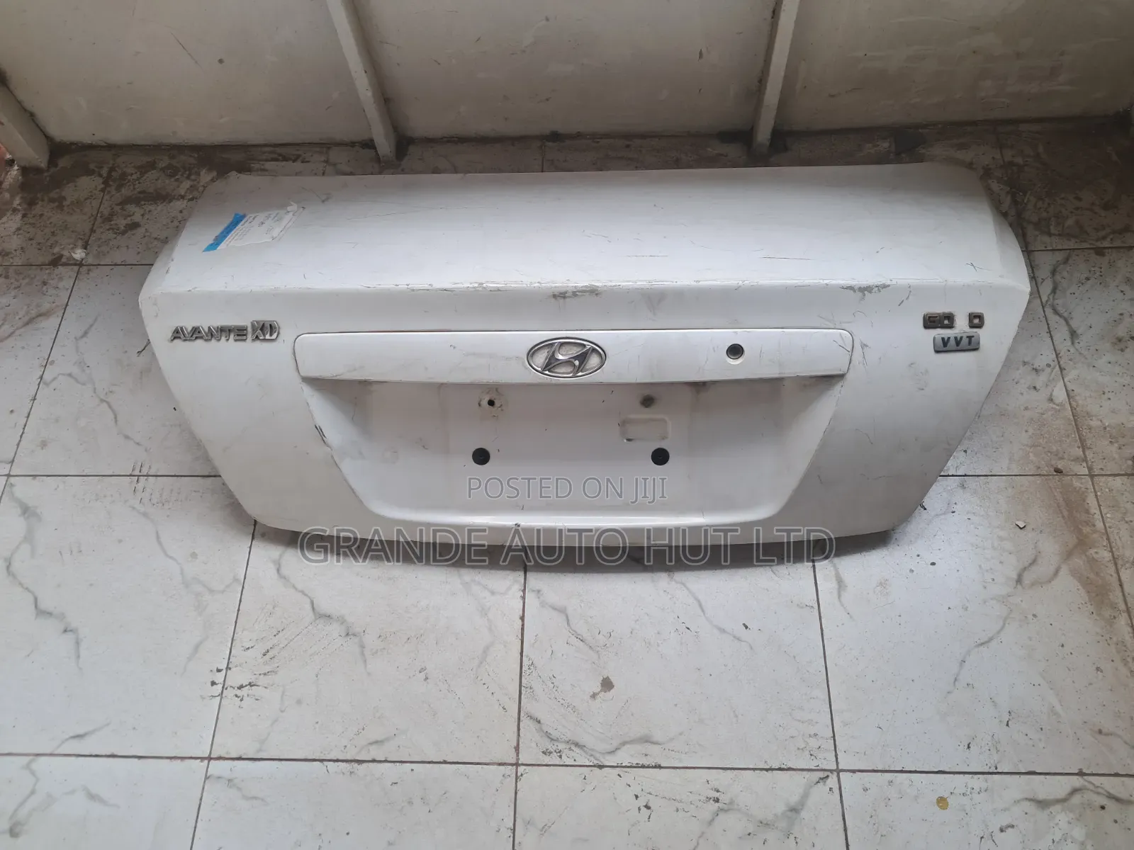 Hyundai Avante Boot/Tailgate