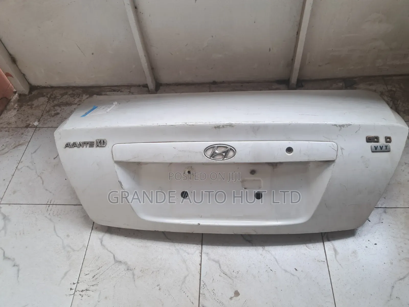 Hyundai Avante Boot/Tailgate