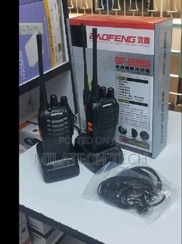 Baofeng Bf-888s Powerful Uhf Walkie Talkie With Charging Dock