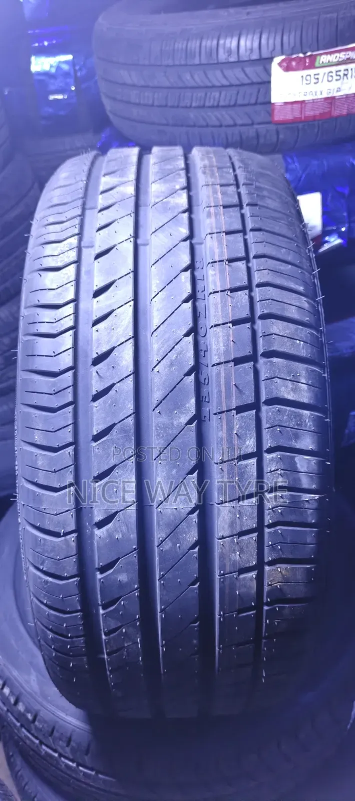 235/40r18 Vinmax
