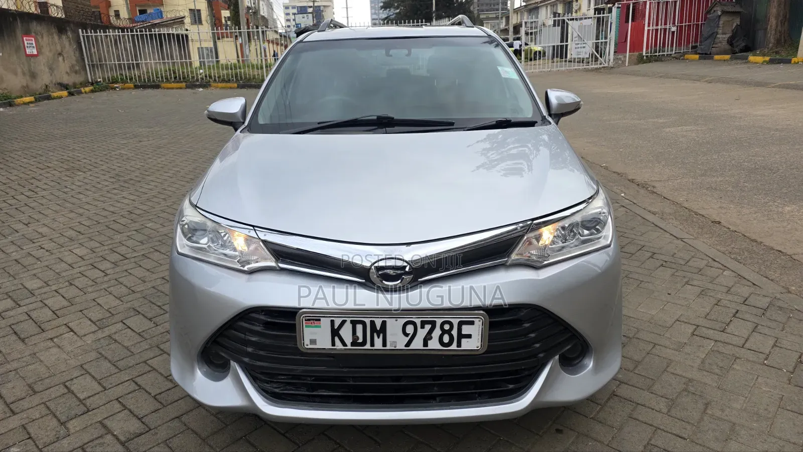 Toyota Corolla Fielder 2016 Silver