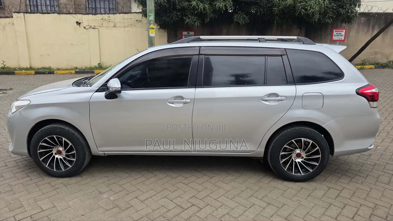 Toyota Corolla Fielder 2016 Silver