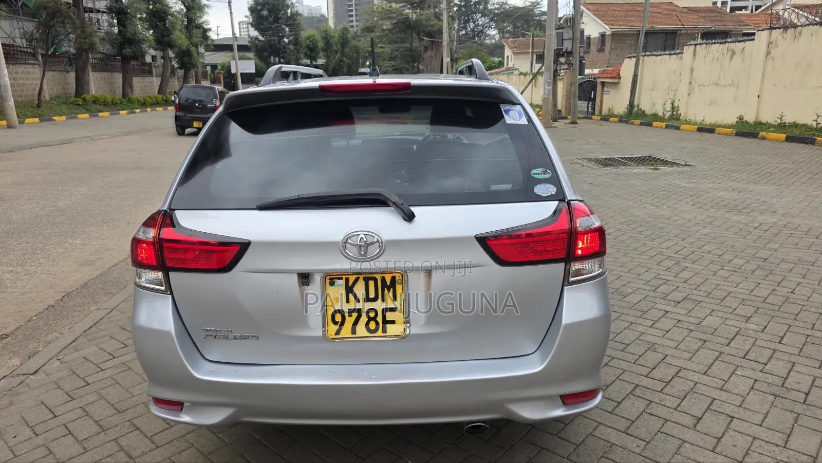 Toyota Corolla Fielder 2016 Silver