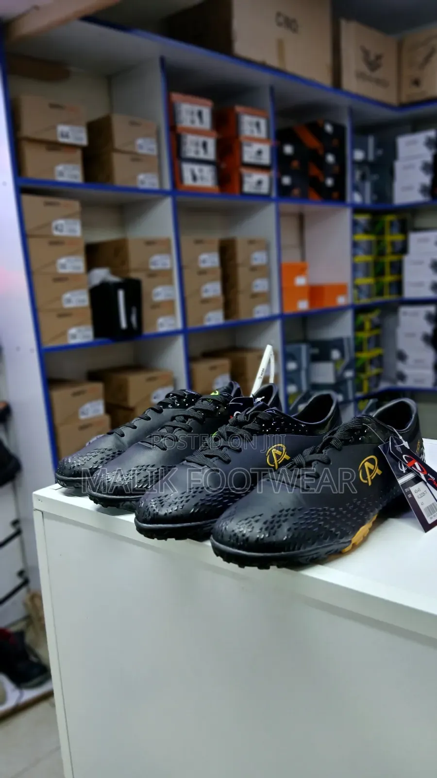 Action Football Trainers