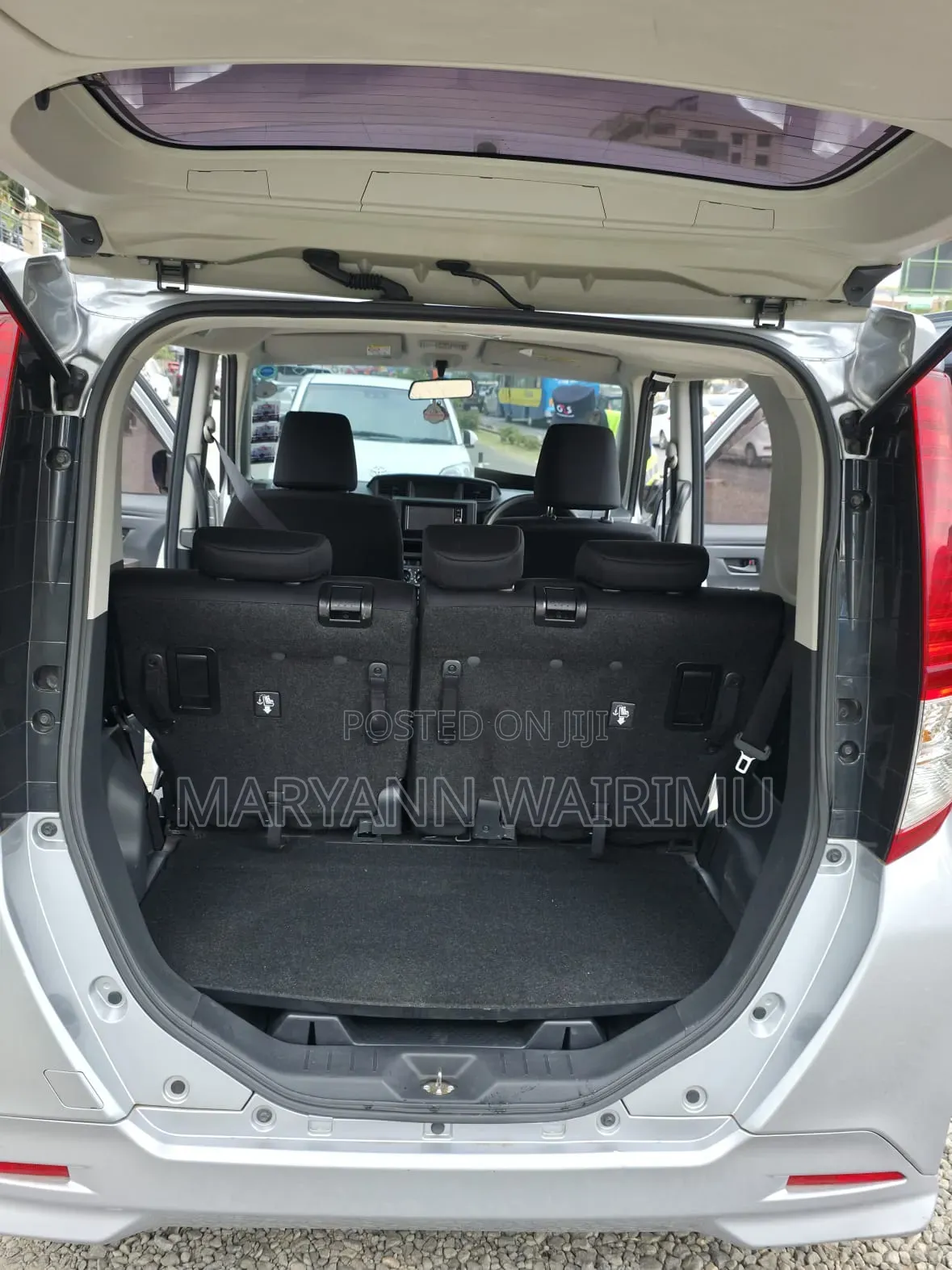 Toyota Roomy 2018 Silver