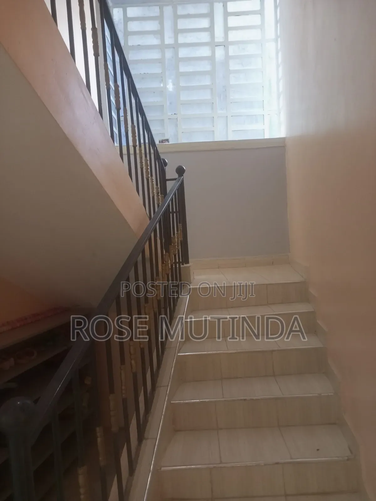 Furnished 5bdrm Maisonette in Complex Utawala for sale