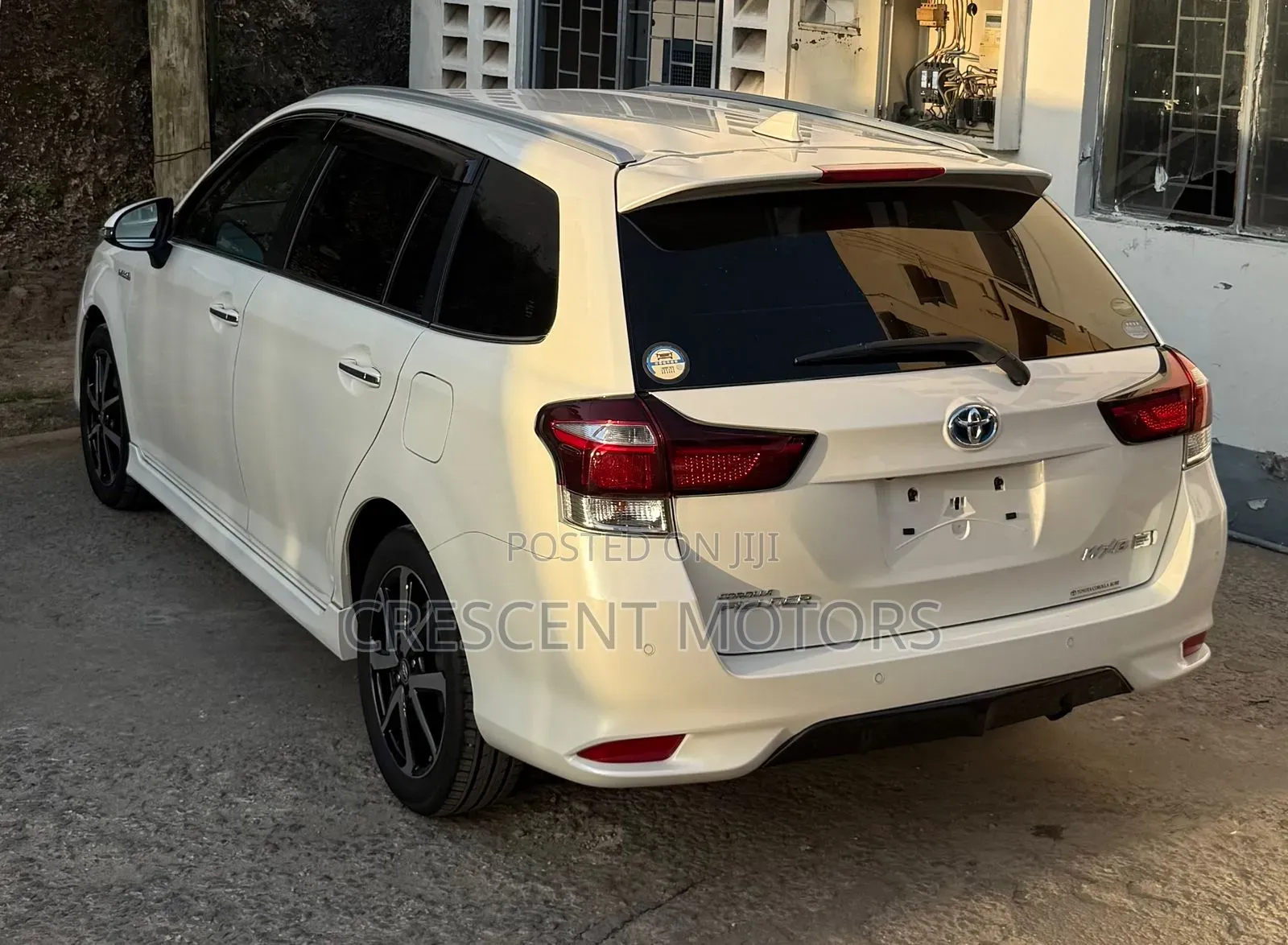 Toyota Corolla Fielder 2019 White