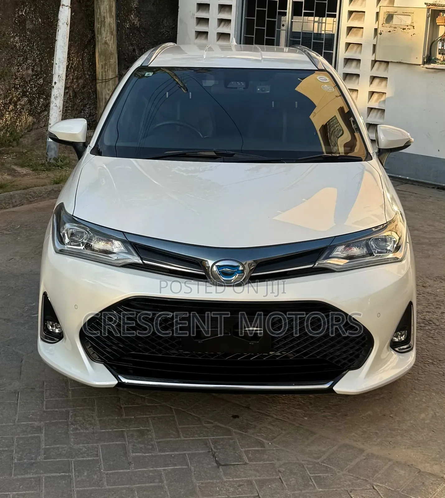 Toyota Corolla Fielder 2019 White