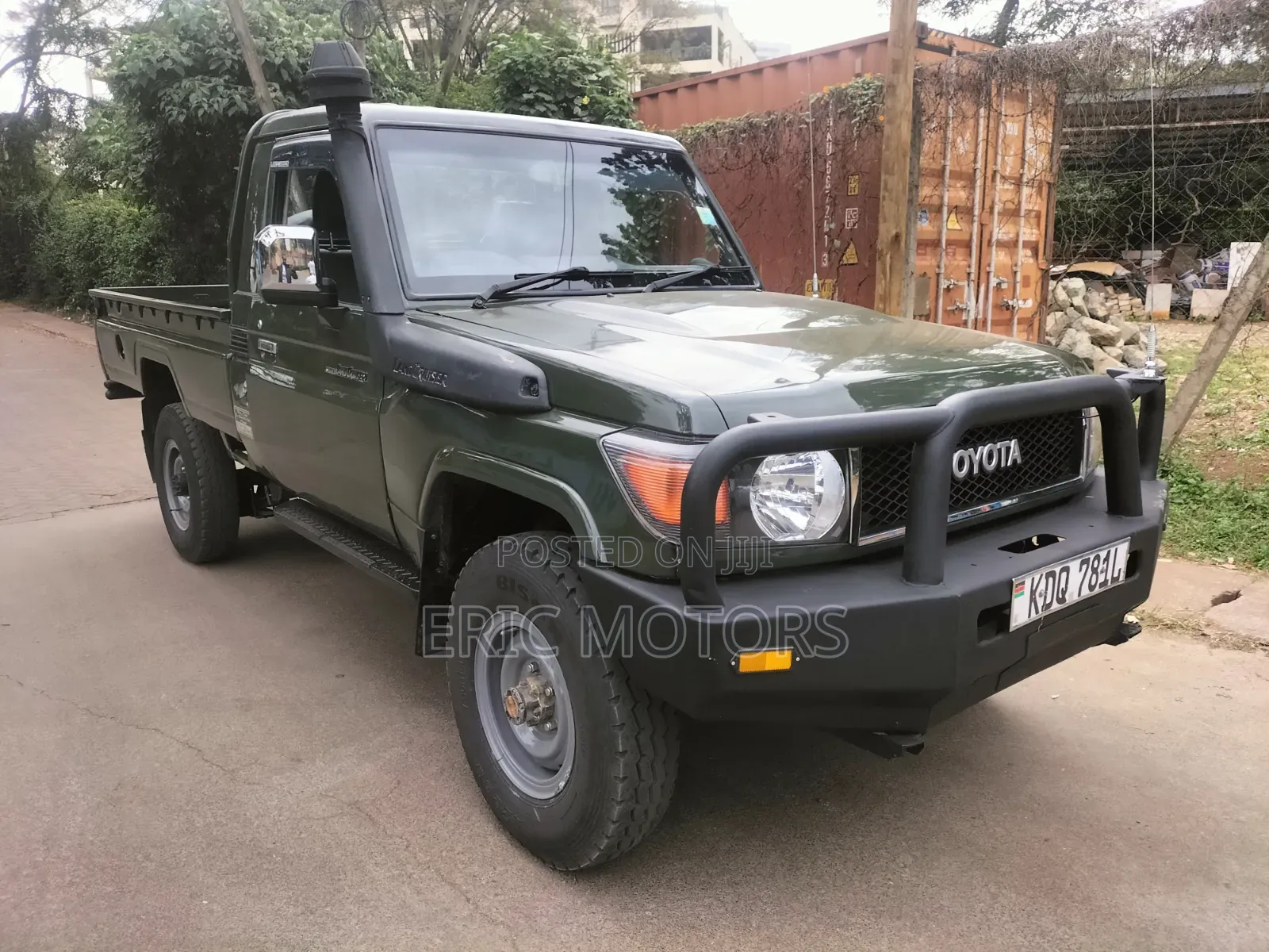 Toyota Land Cruiser 2012 Green