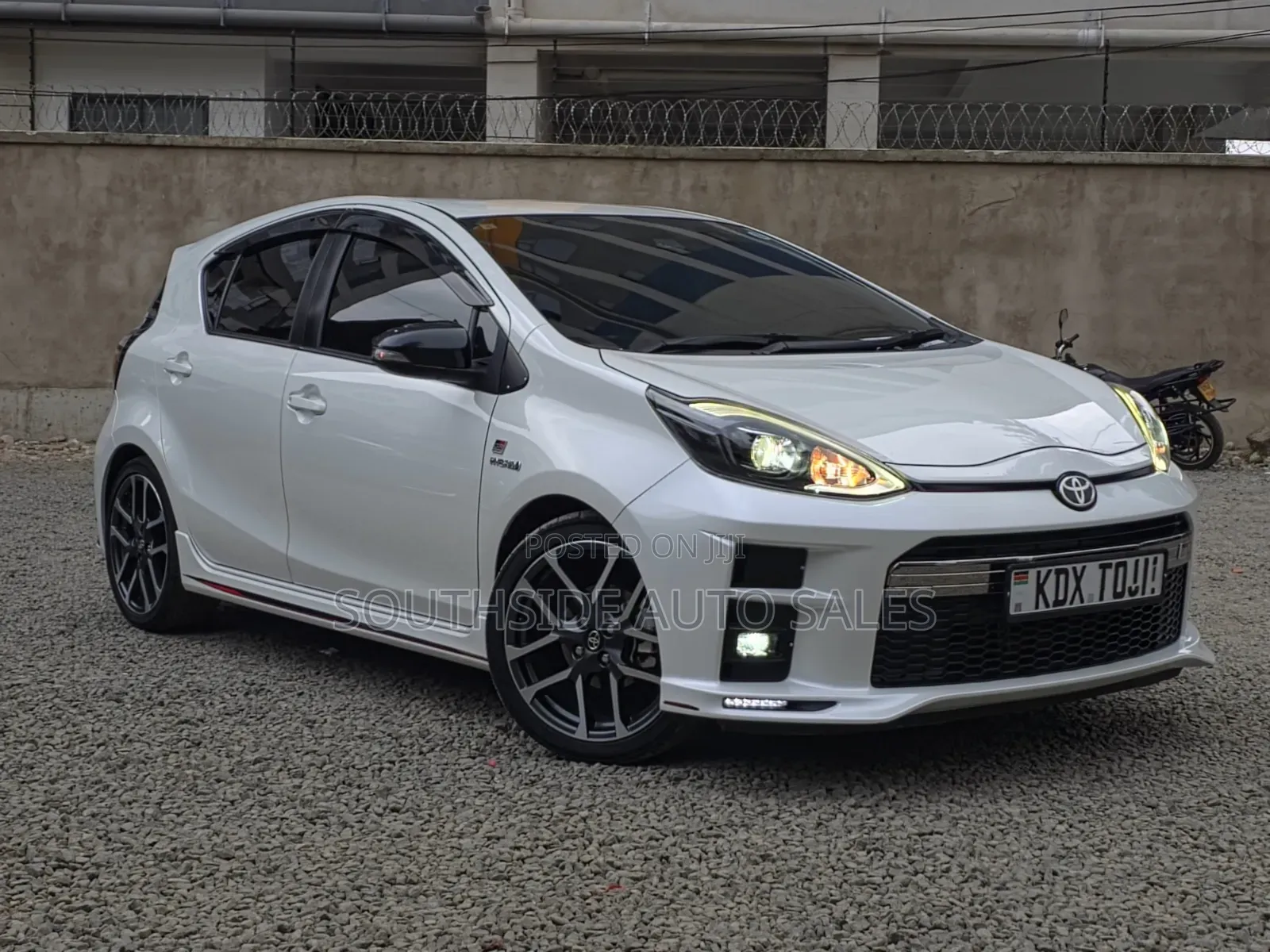 Toyota Aqua 2019 White