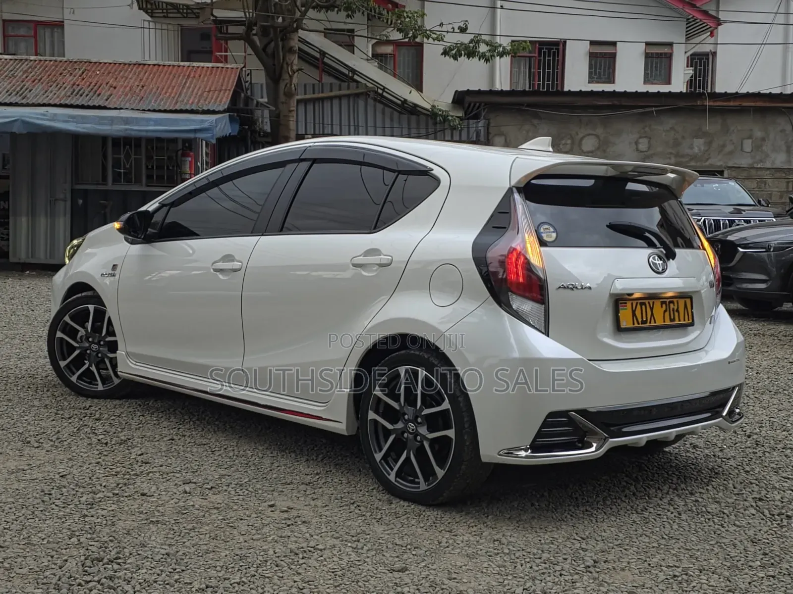 Toyota Aqua 2019 White