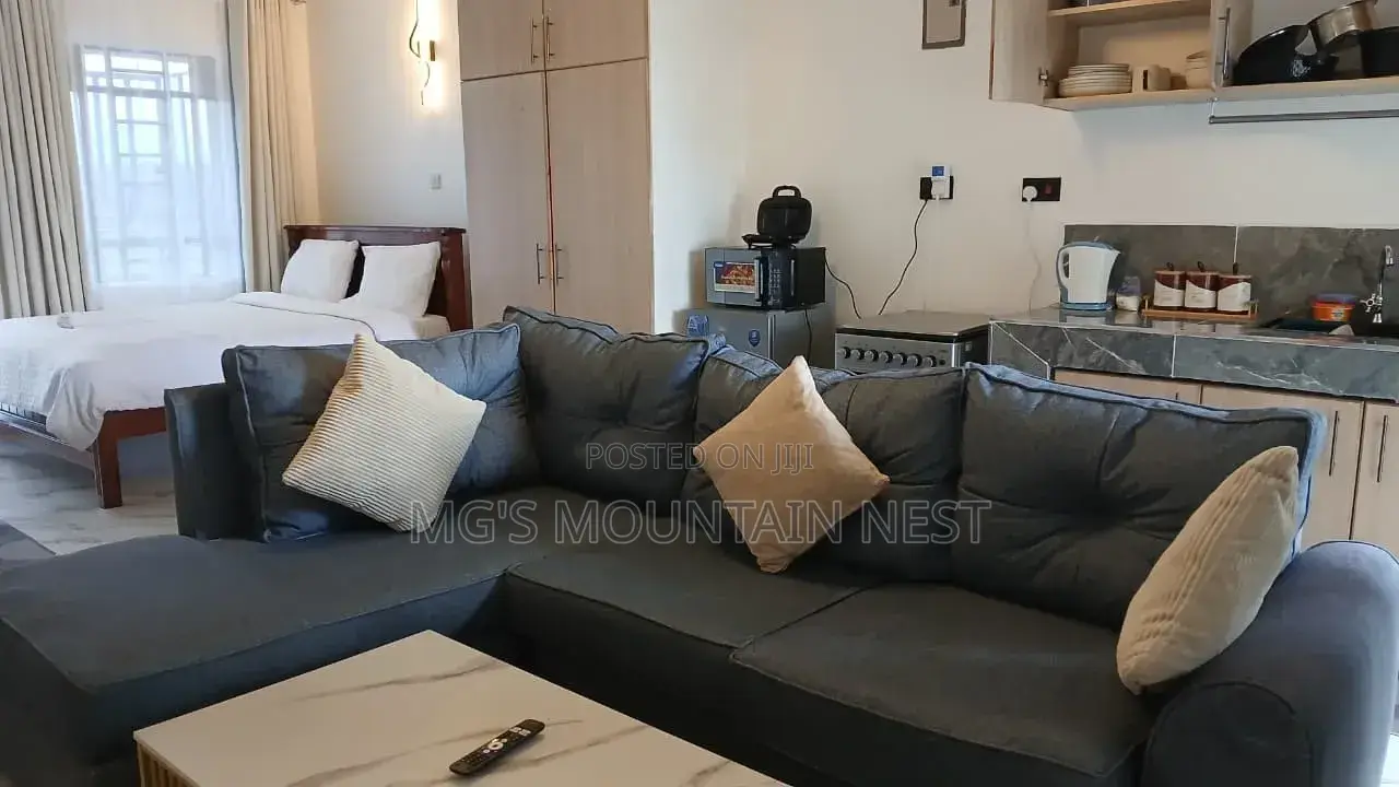Mg's Mountain Nest| Executive Nanyuki Studio Airbnb| Near Club Zero