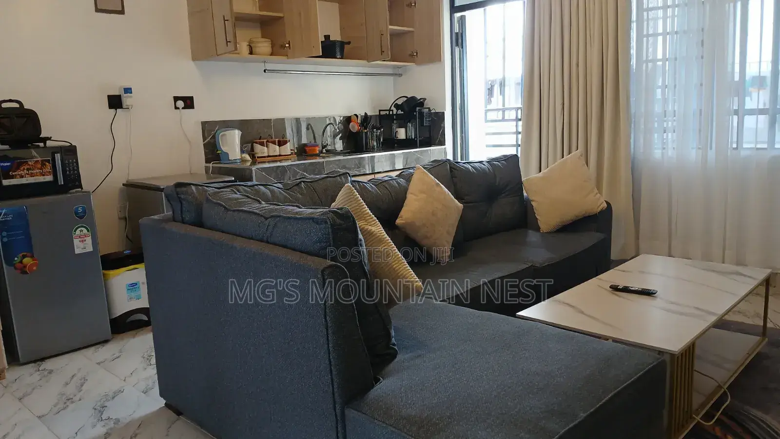 Mg's Mountain Nest| Executive Nanyuki Studio Airbnb| Near Club Zero