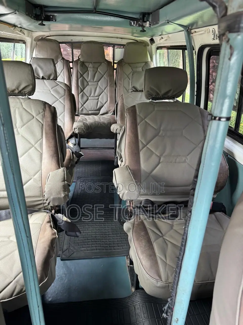 Toyota HiAce 2012 White