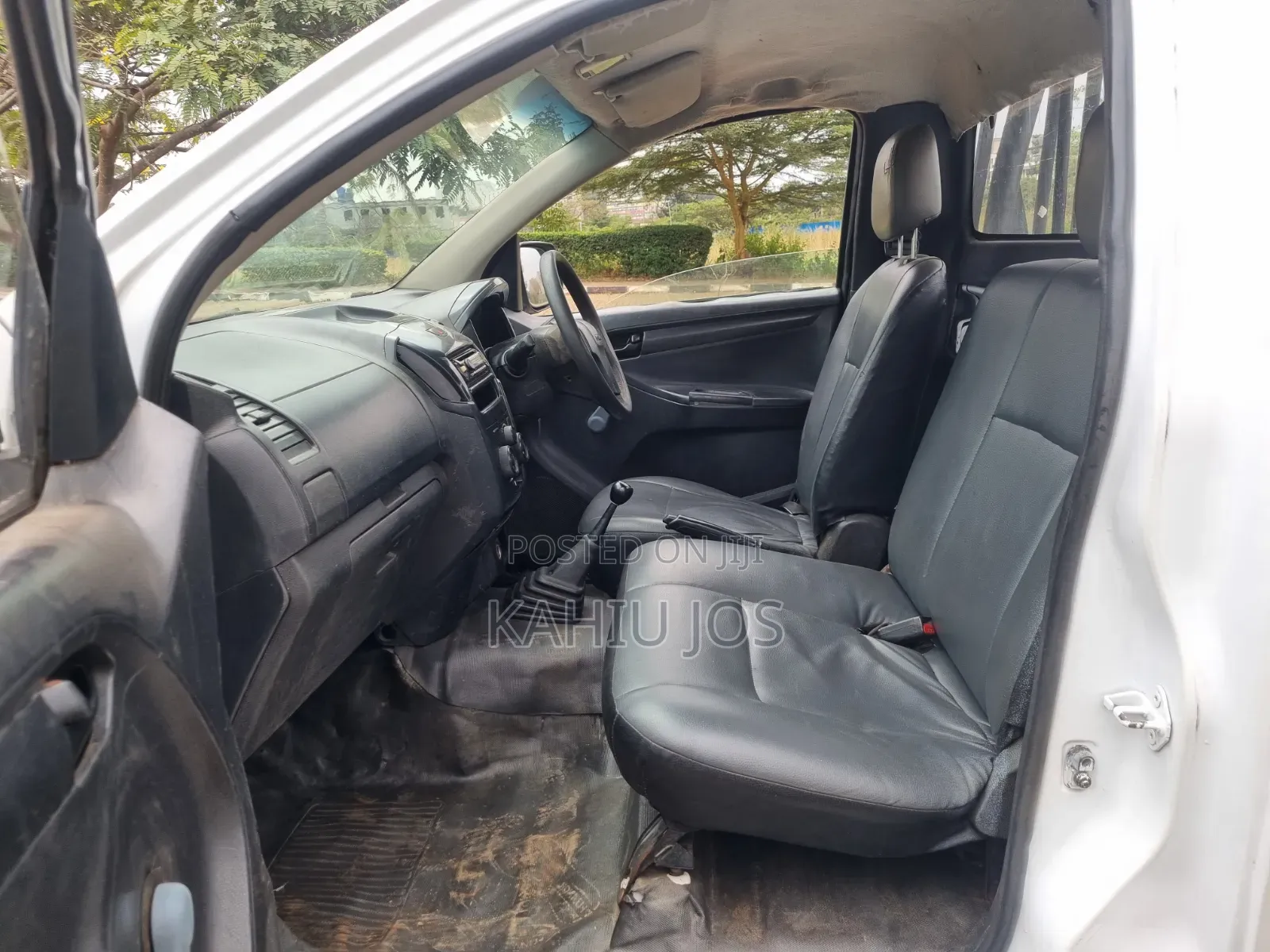 Isuzu D-MAX 2014 White