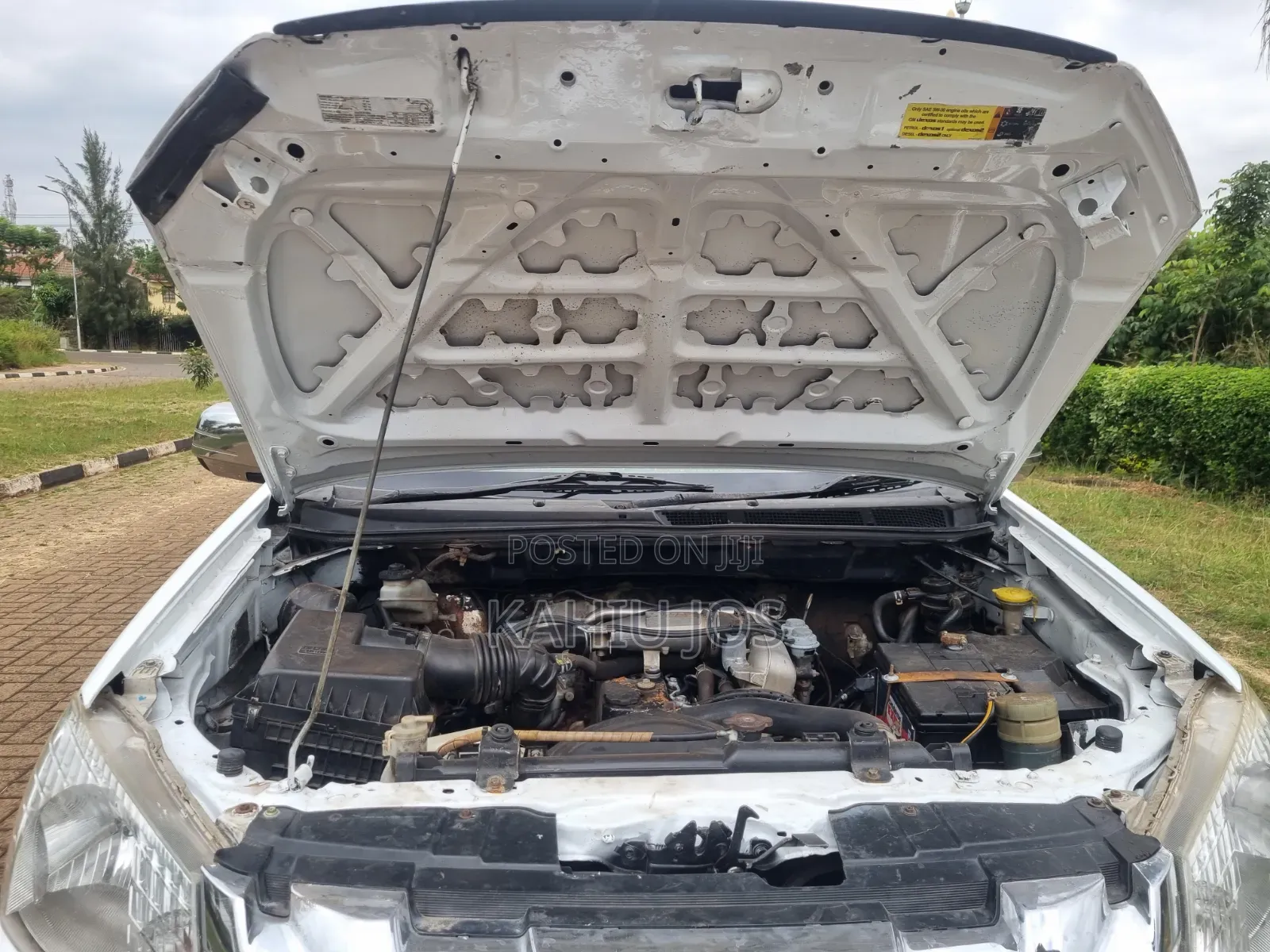 Isuzu D-MAX 2014 White