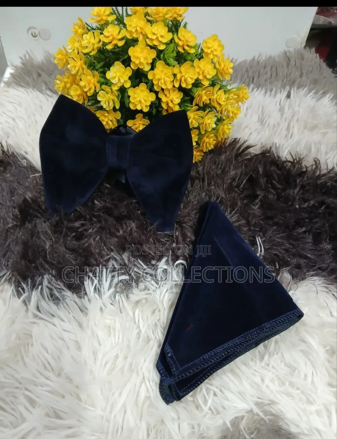 Black Velvet Unisex Bow Tie With Pockets Square