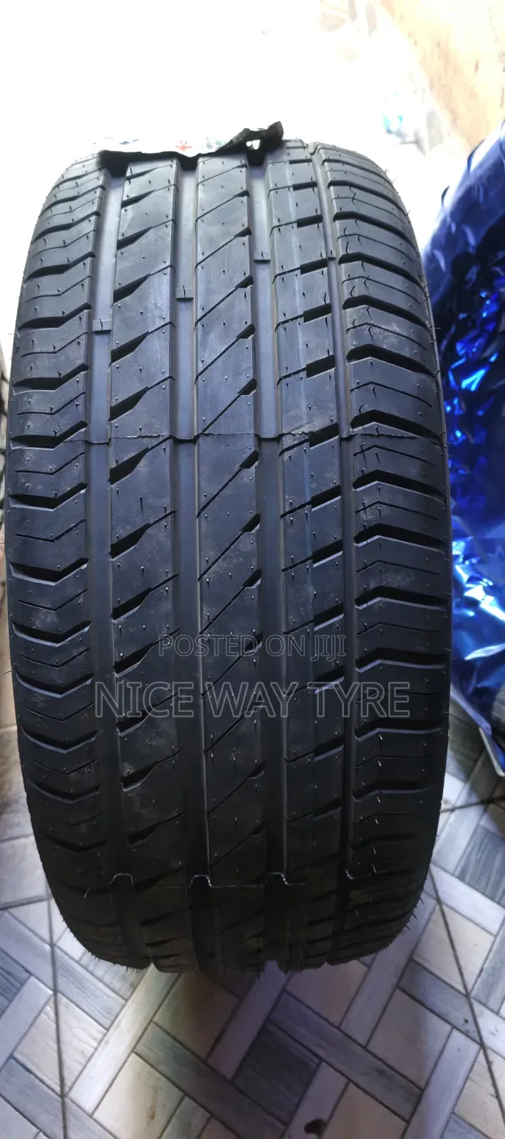 235/45r17 Vinmax Tyres