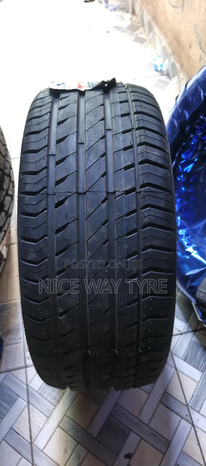 235/45r17 Vinmax Tyres
