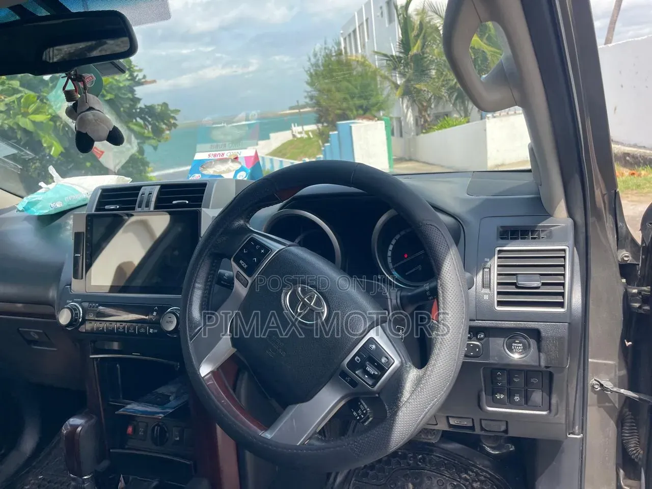 Toyota Land Cruiser Prado 2016 Gray
