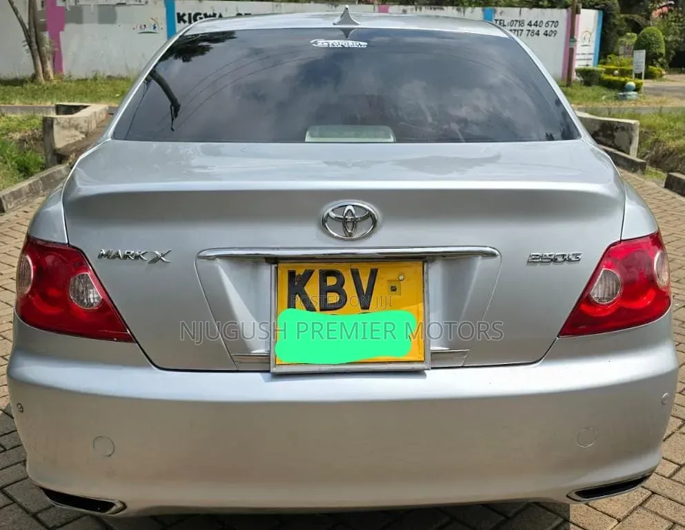 Toyota Mark X 2006 Silver