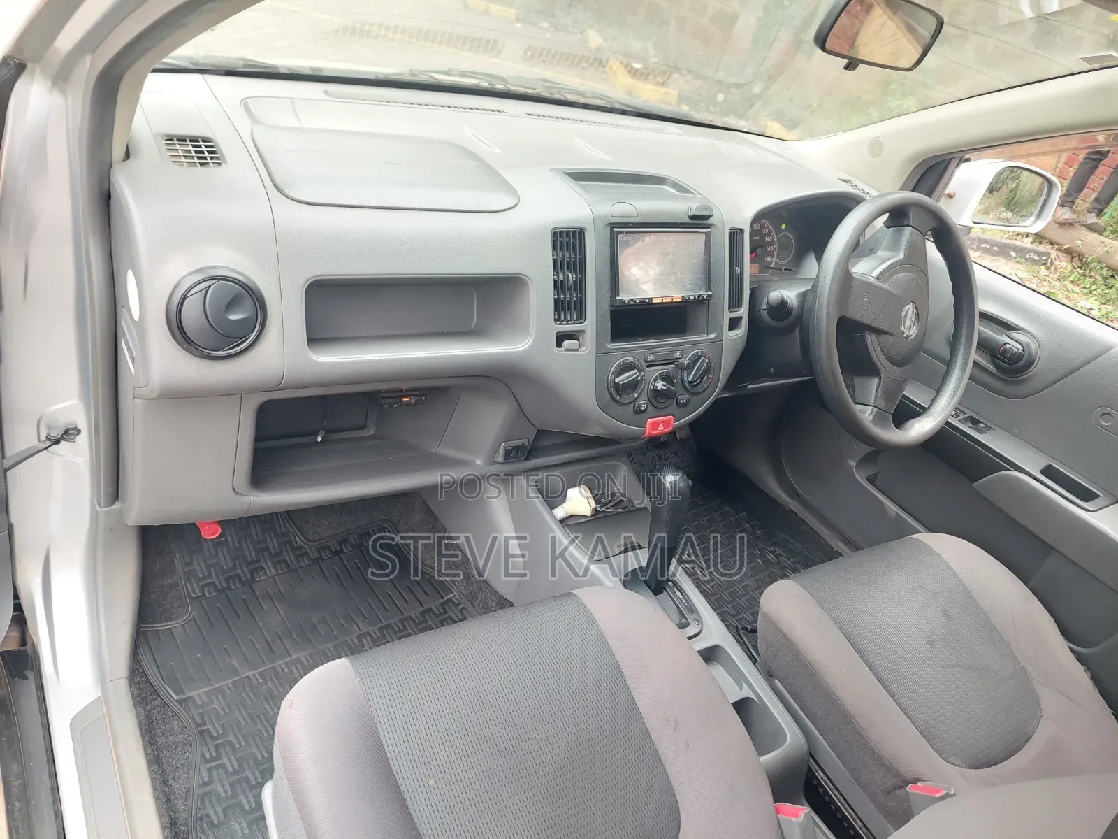 Nissan Advan 2013 Beige