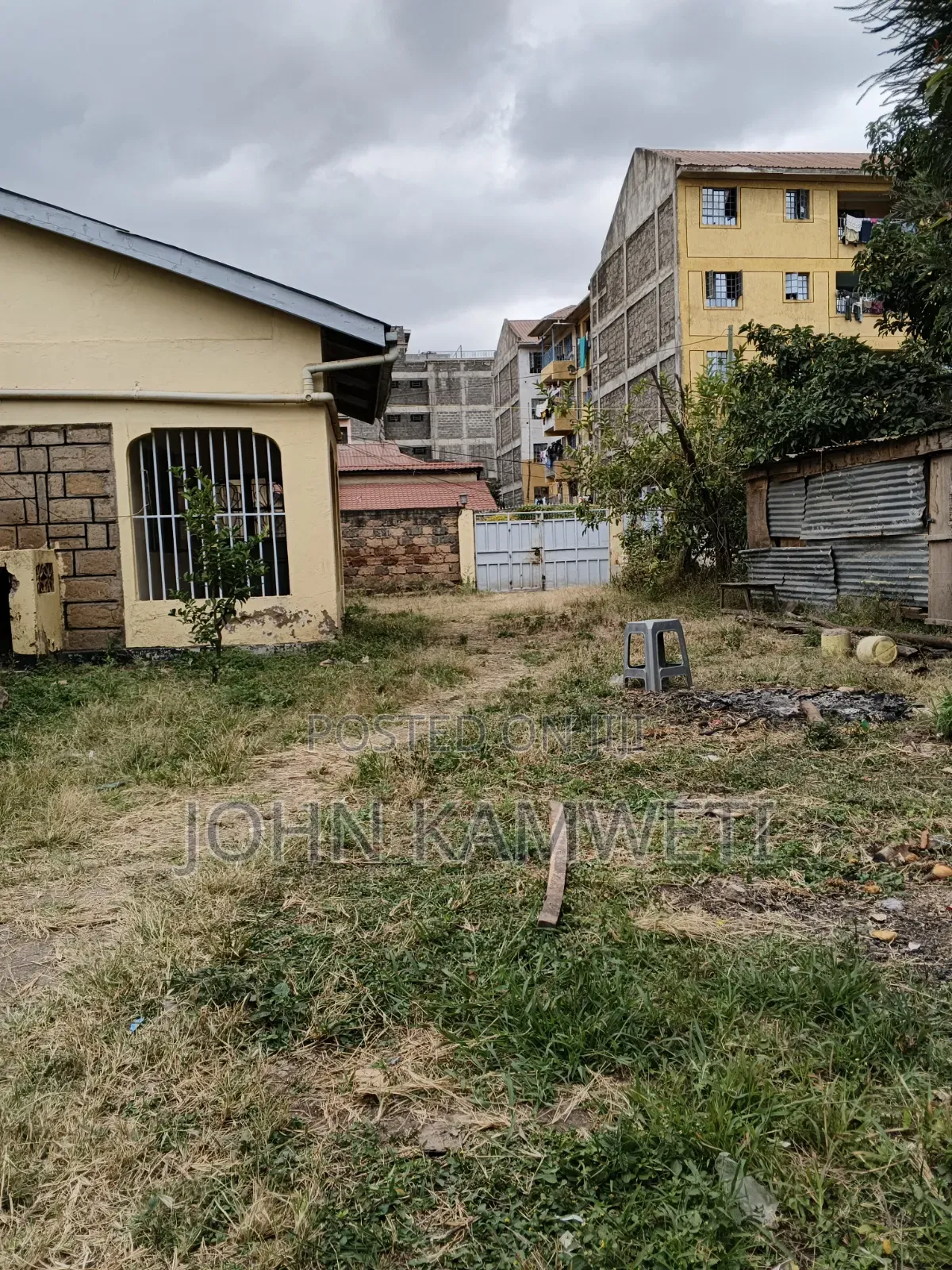 120*120plot for Sale