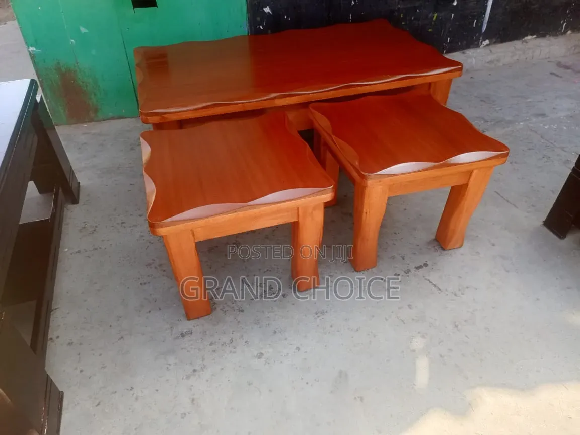 Quality Mahogany Coffee Table With Side Stool