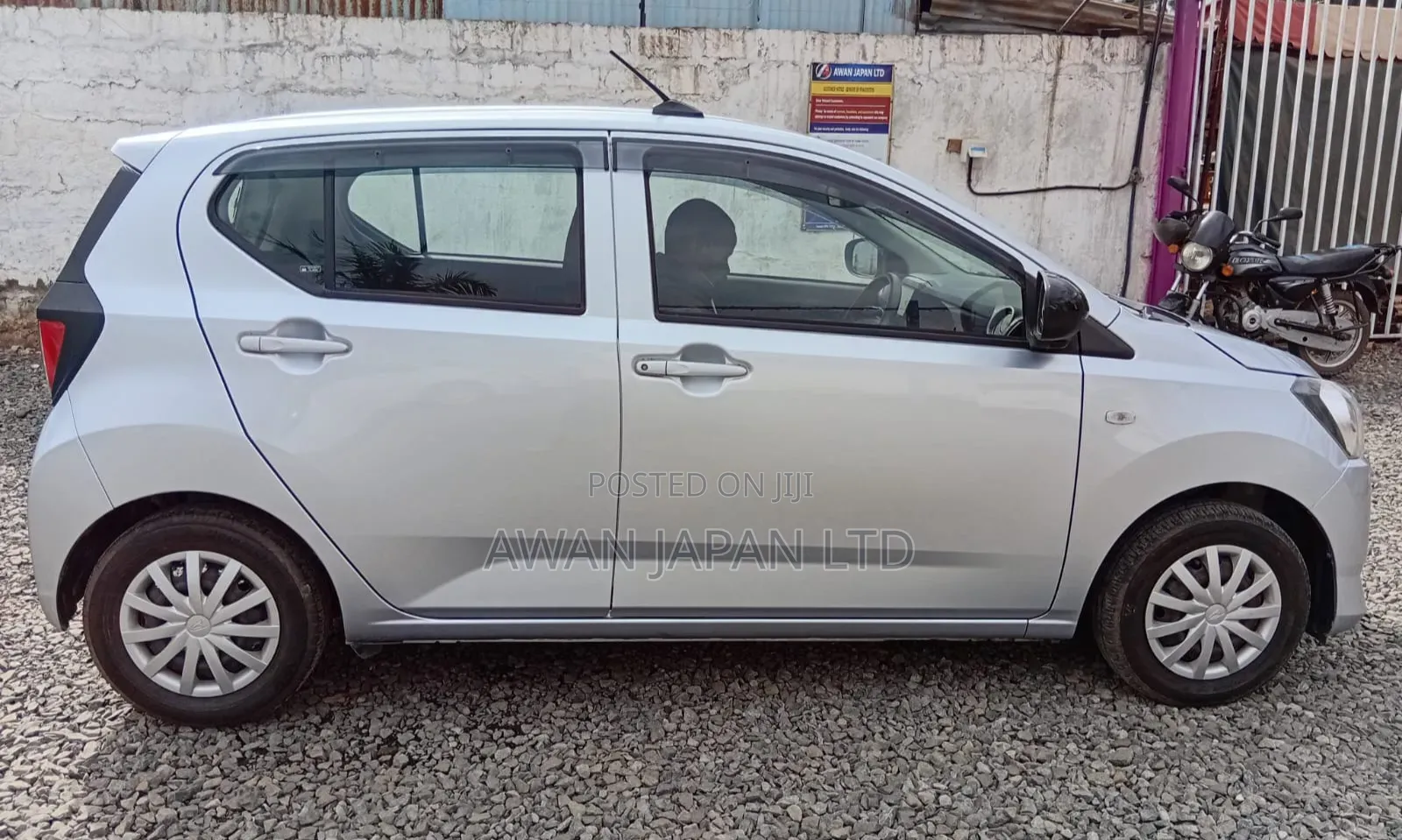 Daihatsu Mira 2019 Silver