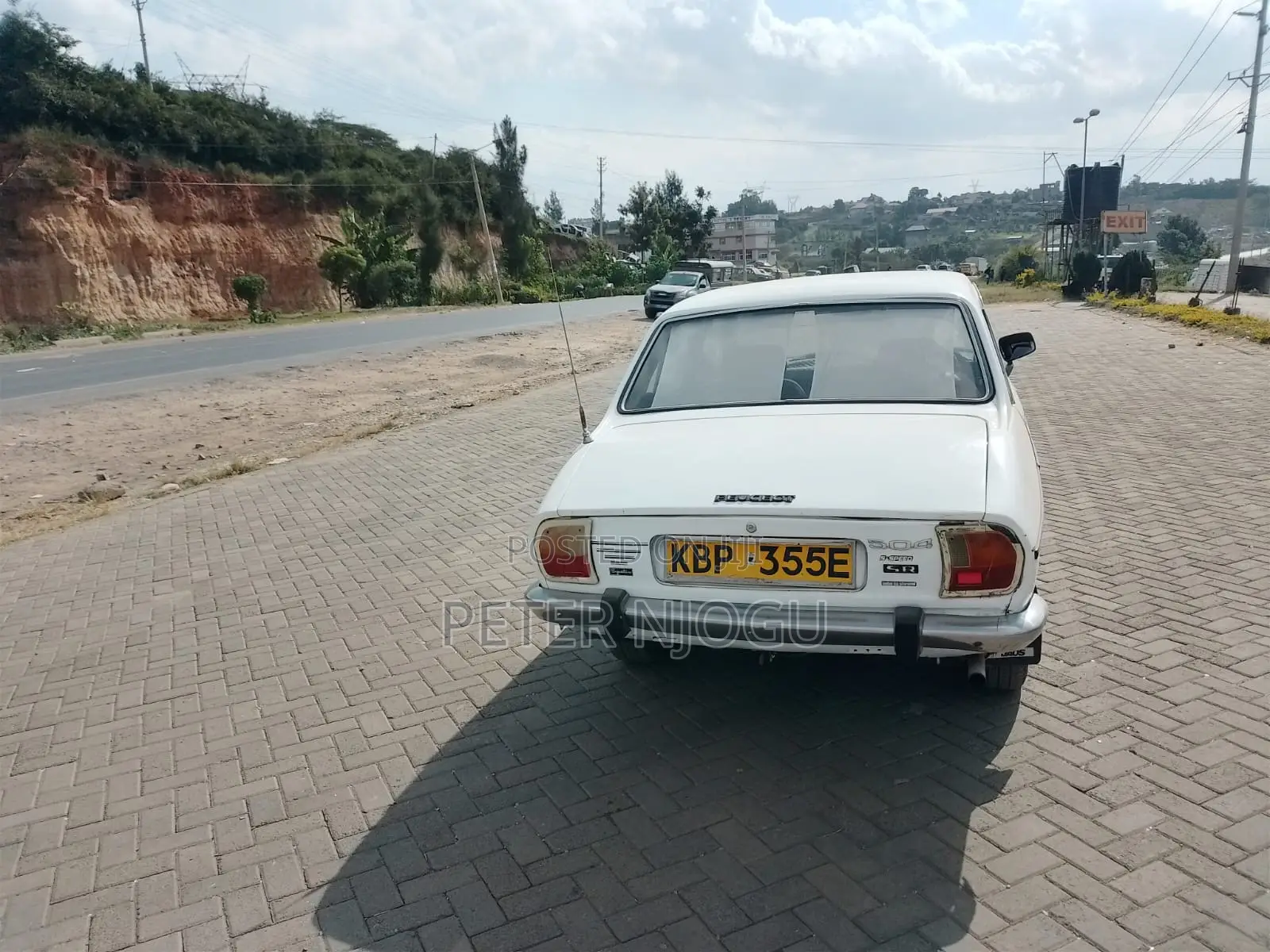 Peugeot 504 2004 White