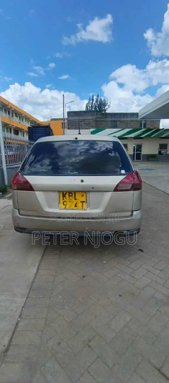 Nissan Wingroad 2004 Brown
