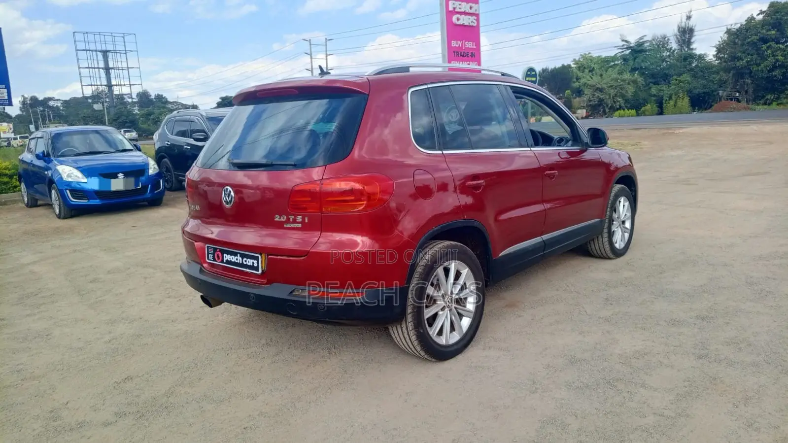 Volkswagen Tiguan 2011 Red