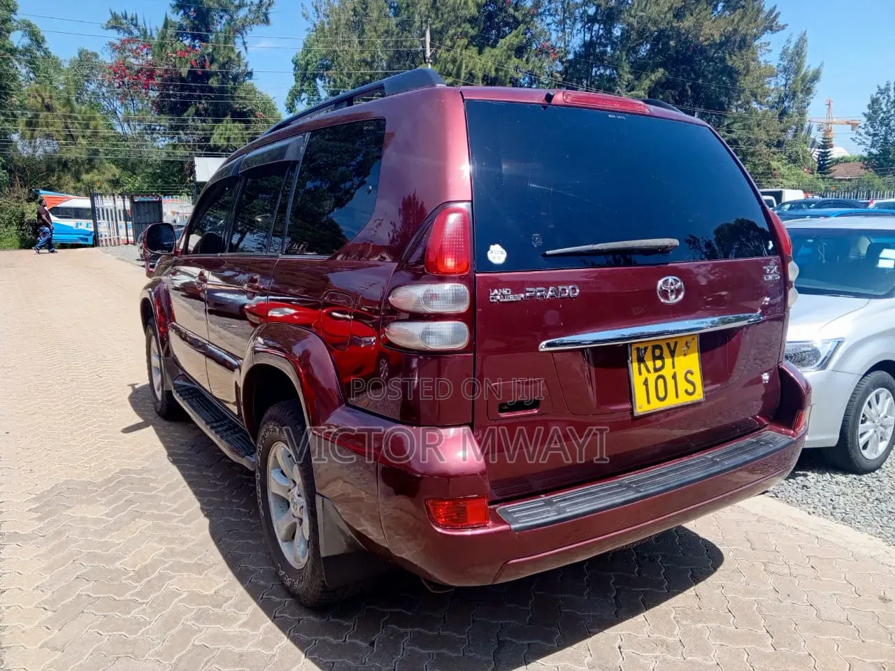 Toyota Land Cruiser Prado 2007 Red