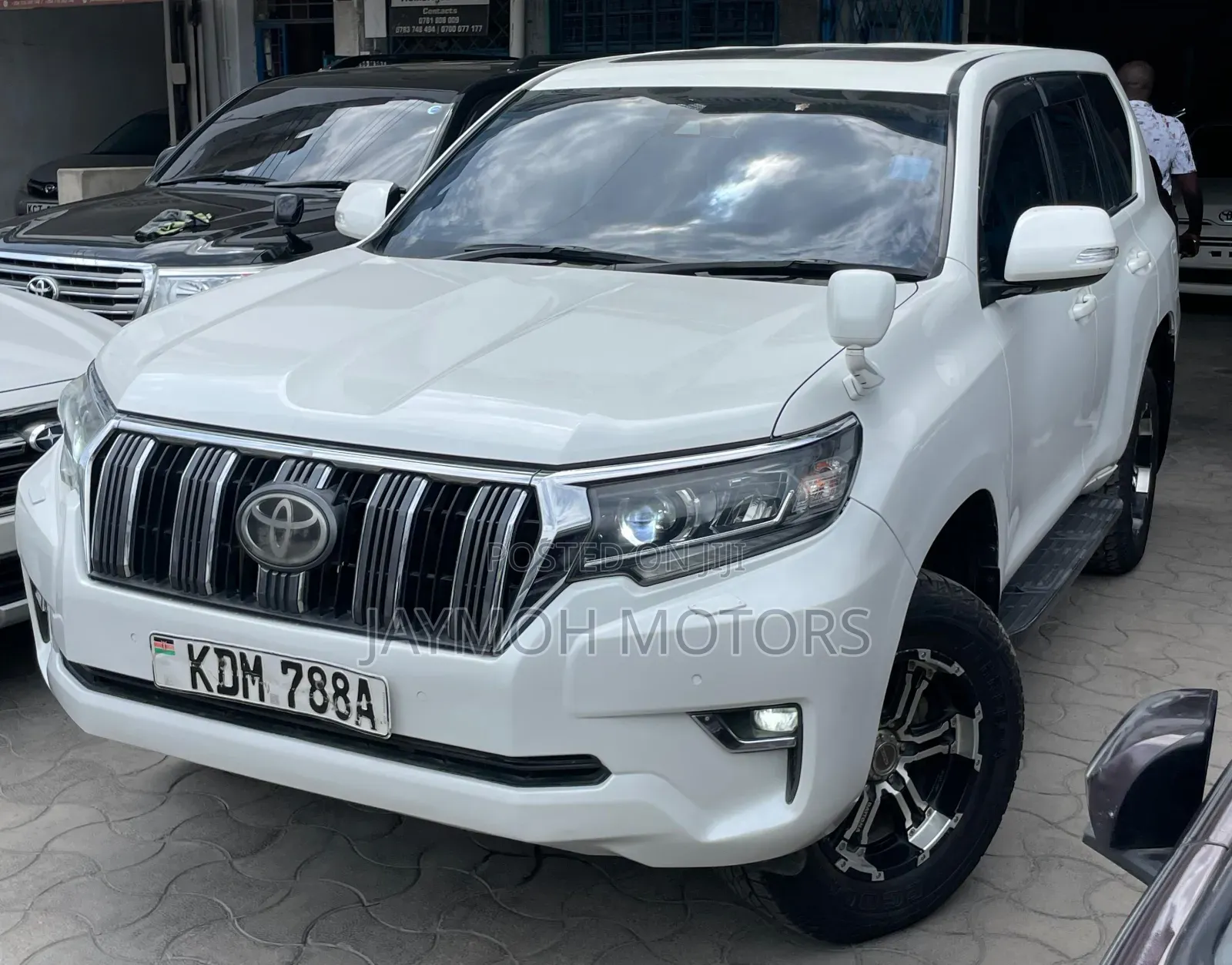 Toyota Land Cruiser Prado 2018 White