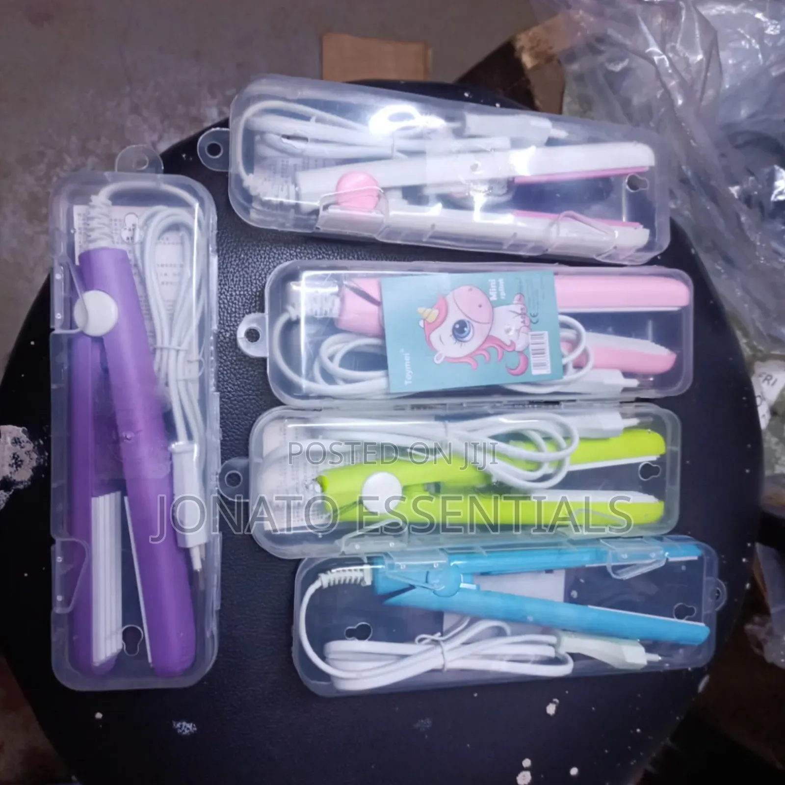 Mini Hair Straightener Portable Ceramic Flat Iron for Women