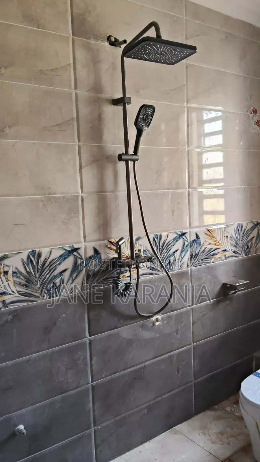 4bdrm Mansion in Salama, Makongeni / Thika for sale