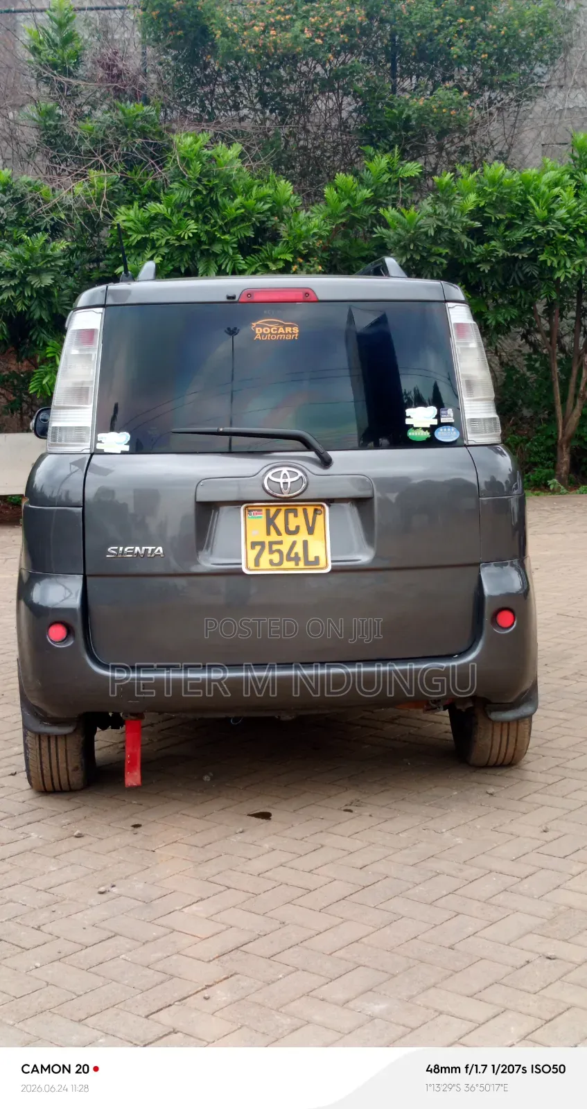 Toyota Sienta 2012 Black