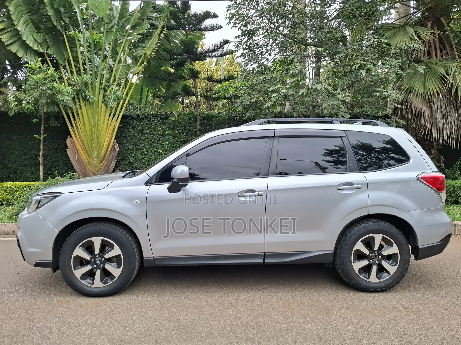 Subaru Forester 2017 Silver