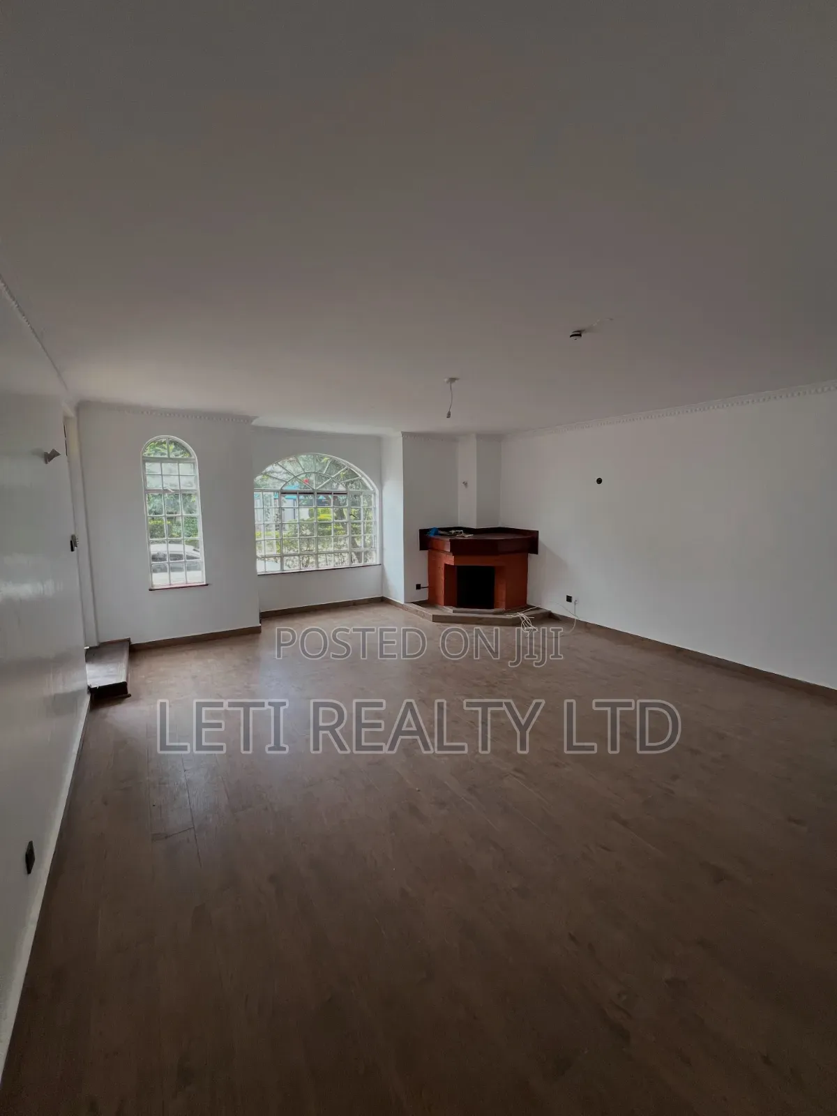 4bdrm Townhouse / Terrace in Muthangari for rent
