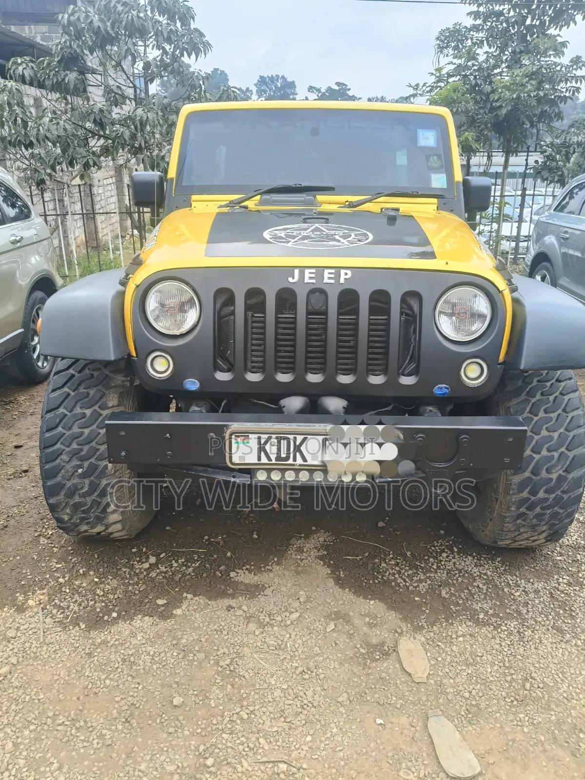 Jeep Wrangler Rubicon 2010 Yellow