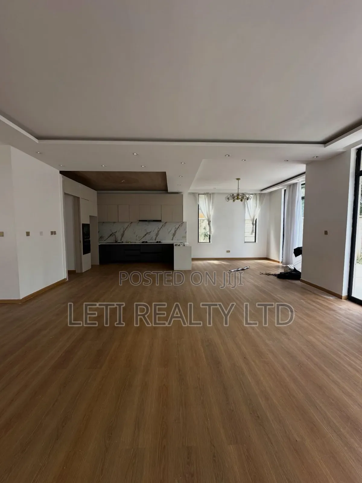 5bdrm Townhouse / Terrace in Muthangari for rent