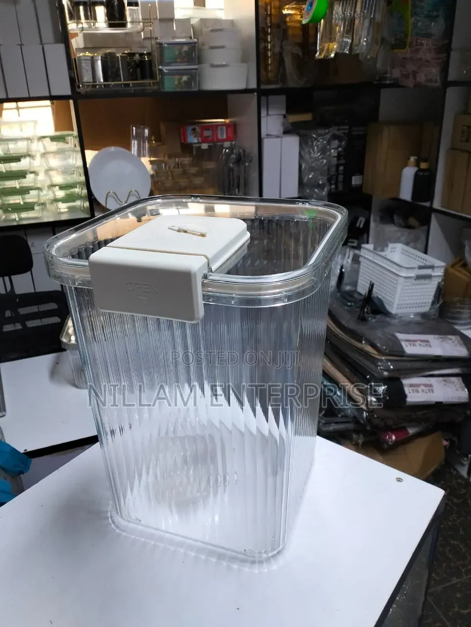 Acrylic Rice Bucket, Big Size Cereal Container