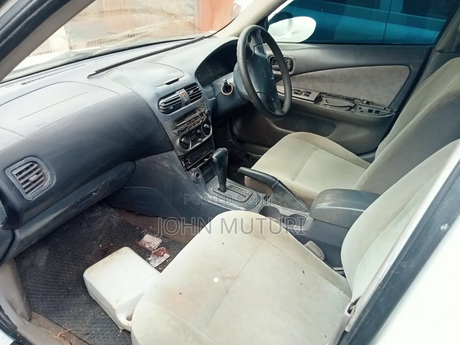 Nissan FB15 2004 White