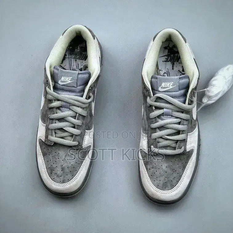 Nike Sb Dunk Low “ London “
Pure Leather