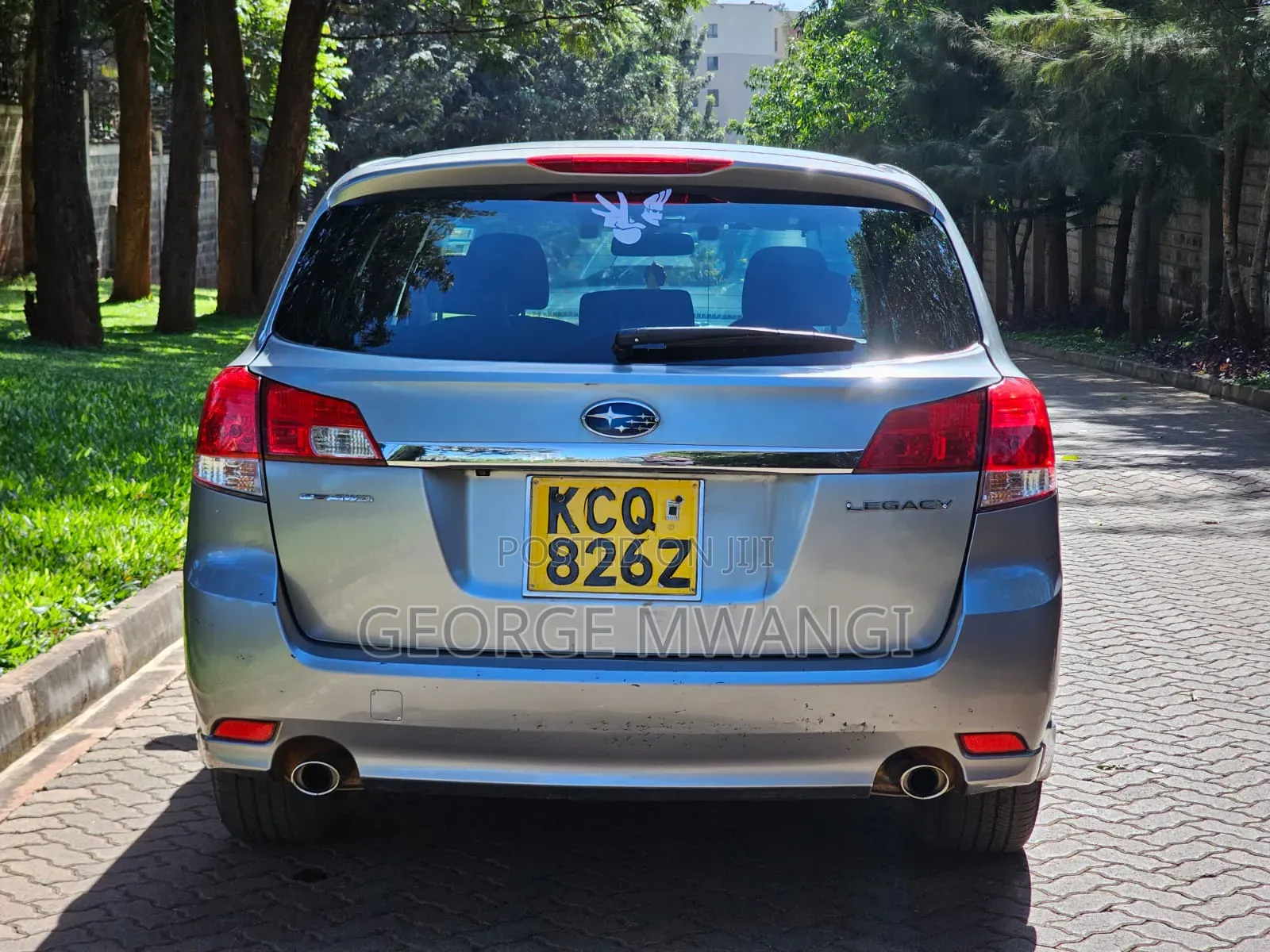 Subaru Legacy 2011 Silver
