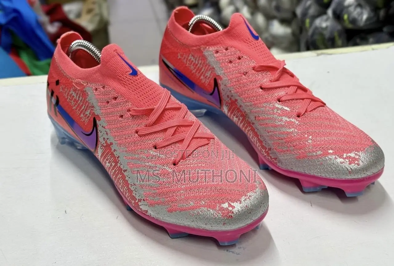 Vibrant Pink Brand New Nike Air Zoom Mercurial Vapor 16