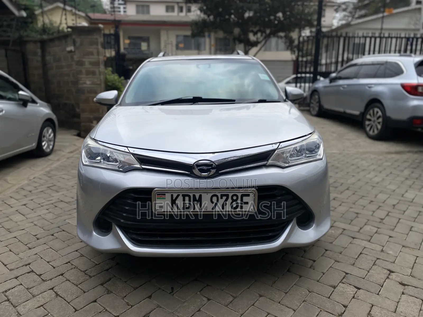 Toyota Corolla Fielder 2016 Silver
