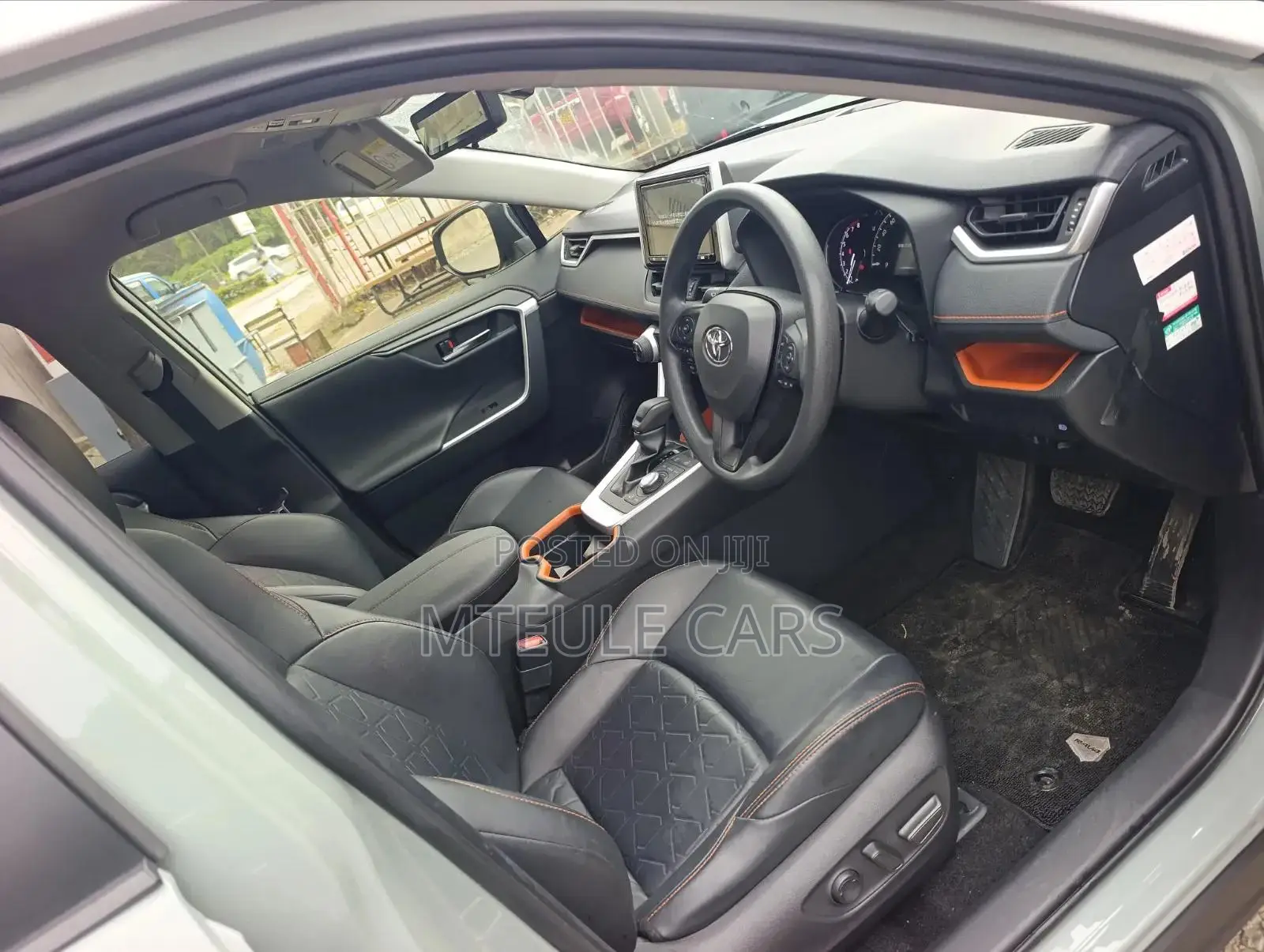 Toyota RAV4 2019 Beige