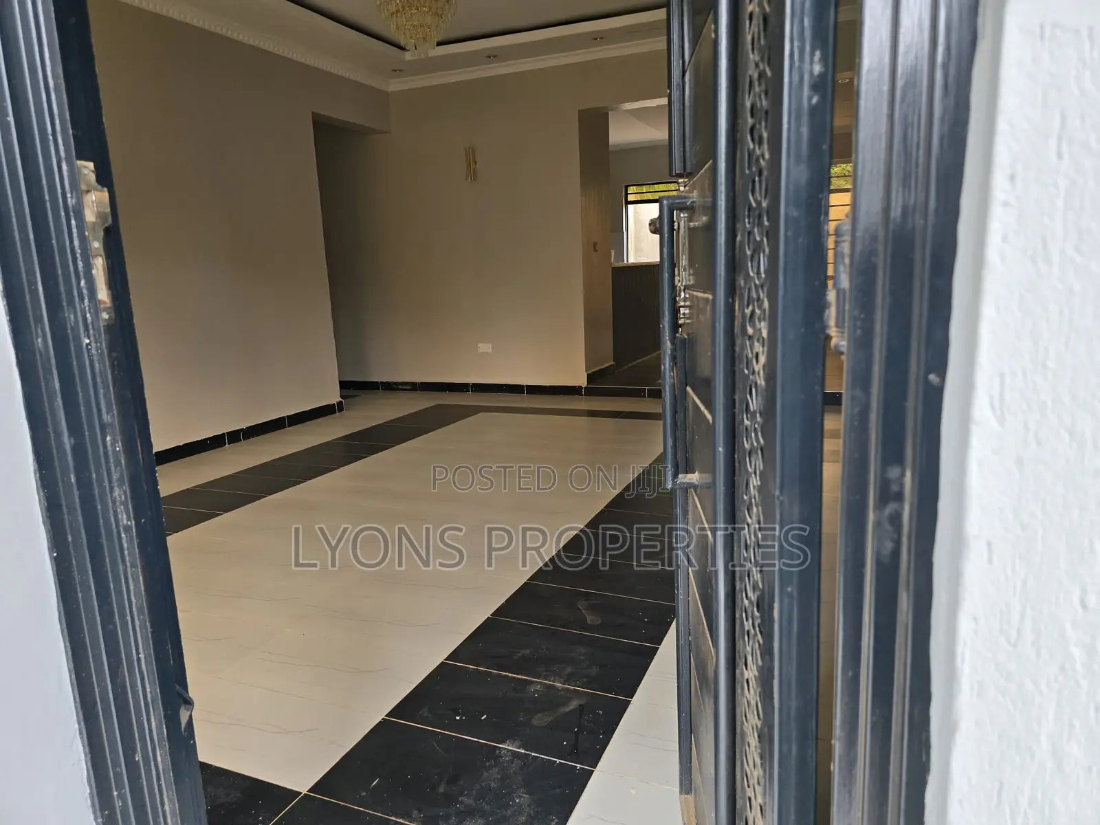 3bdrm Bungalow in Karai for rent